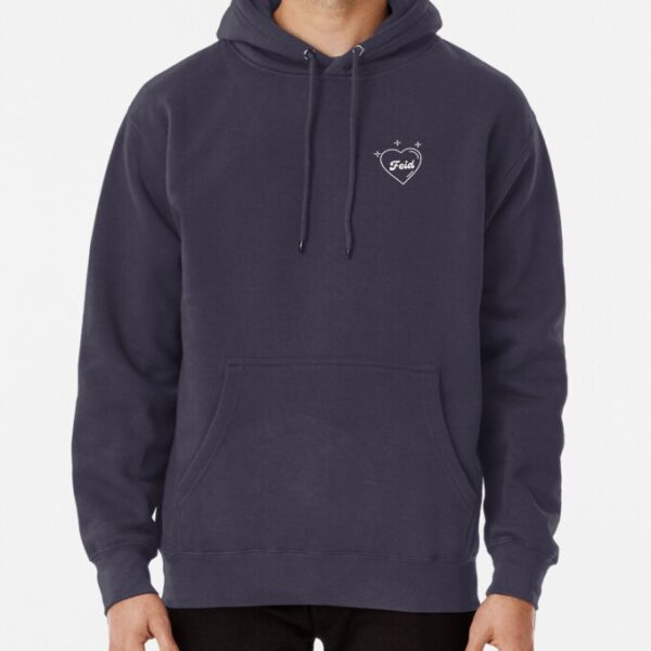 Essential Tee Hoodie 7